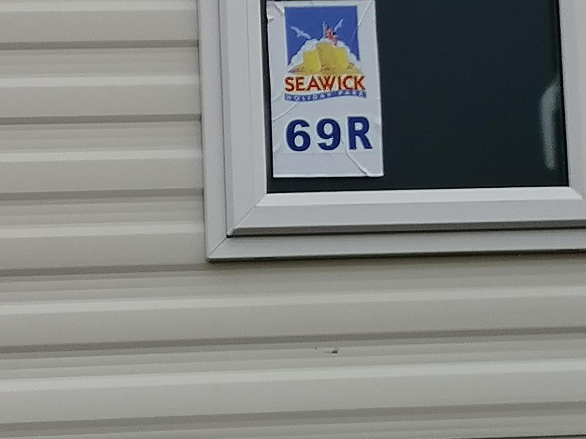 69R Seawick 2 Bedroom Caravan . New For 2022 Saint Osyth Экстерьер фото