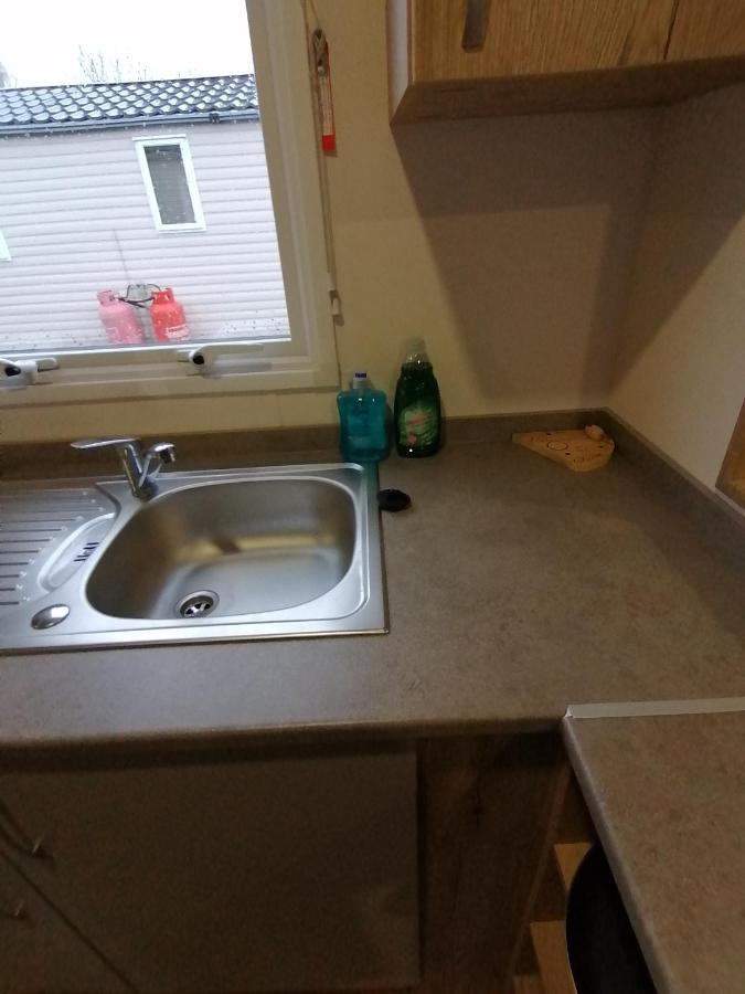69R Seawick 2 Bedroom Caravan . New For 2022 Saint Osyth Экстерьер фото